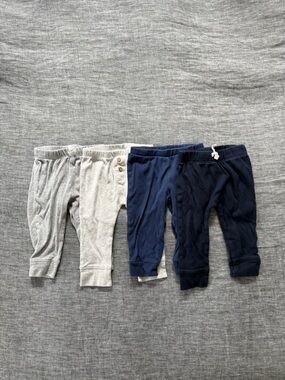 4 pairs gray/blue Carter’s pants